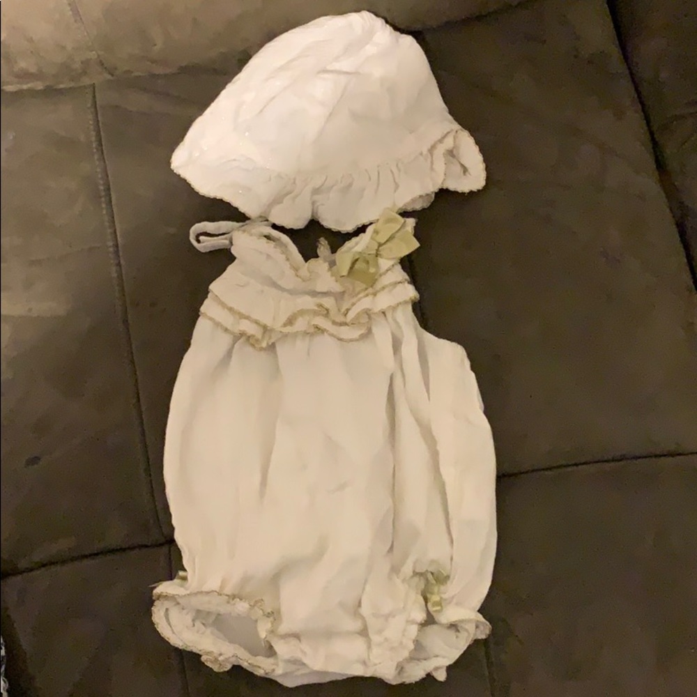 Adorable infant outfit!